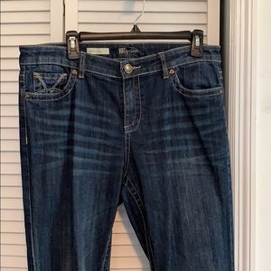 Kut from the Kloth Stevie Straight Leg Jeans